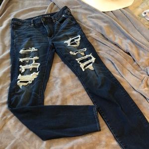 American Eagle x-long distressed Hi-rises jegging